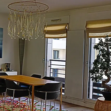 Triplex De Luxe 200m2, 5 Ch/10-12 Personnes. Apartment Boulogne-Billancourt