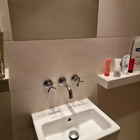 Triplex De Luxe 200m2, 5 Ch/10-12 Personnes. Apartment Boulogne-Billancourt