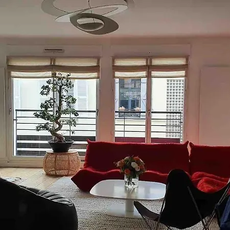 Triplex De Luxe 200m2, 5 Ch/10-12 Personnes.